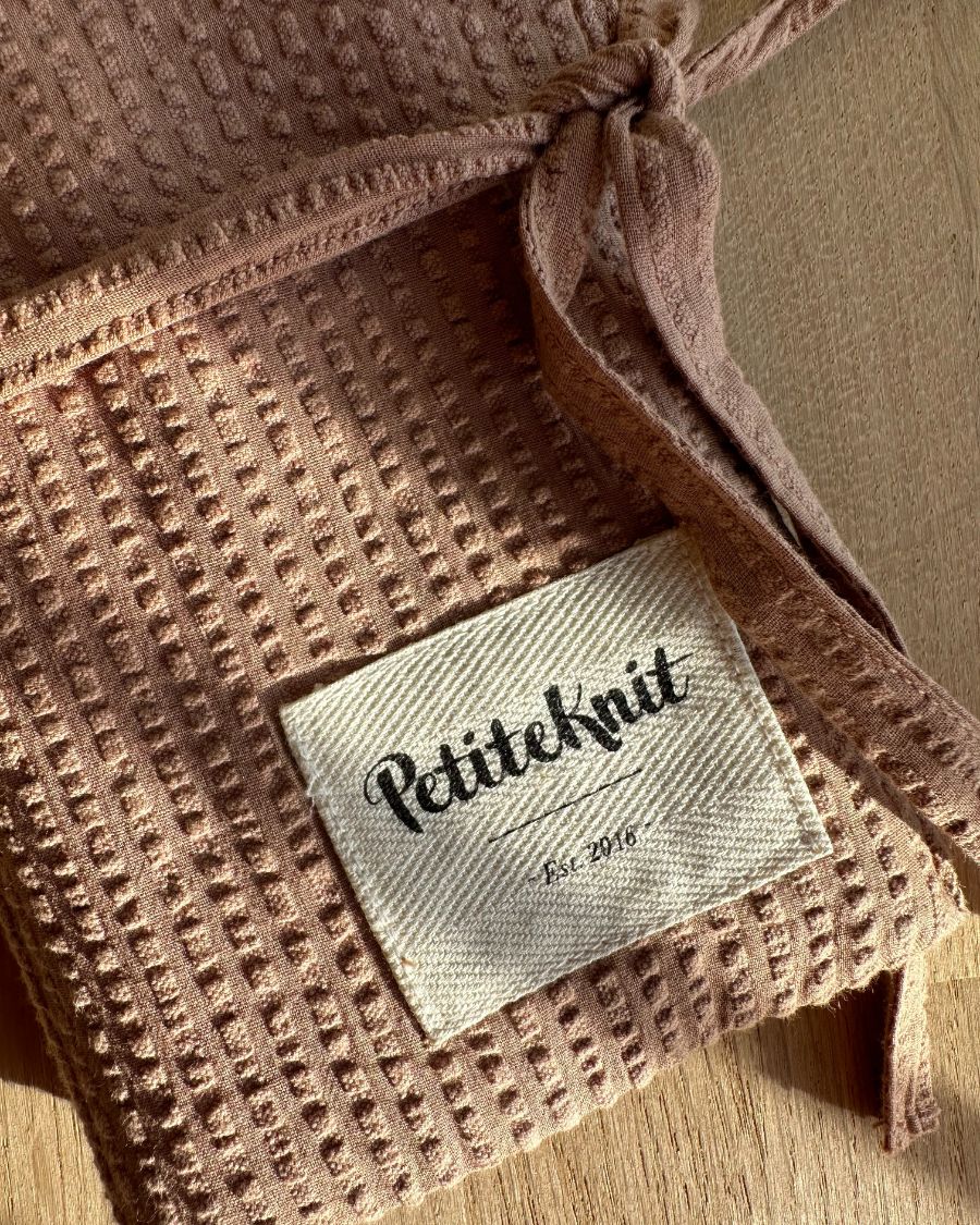 Knitter's Needle Case - To Go in Praline Seersucker