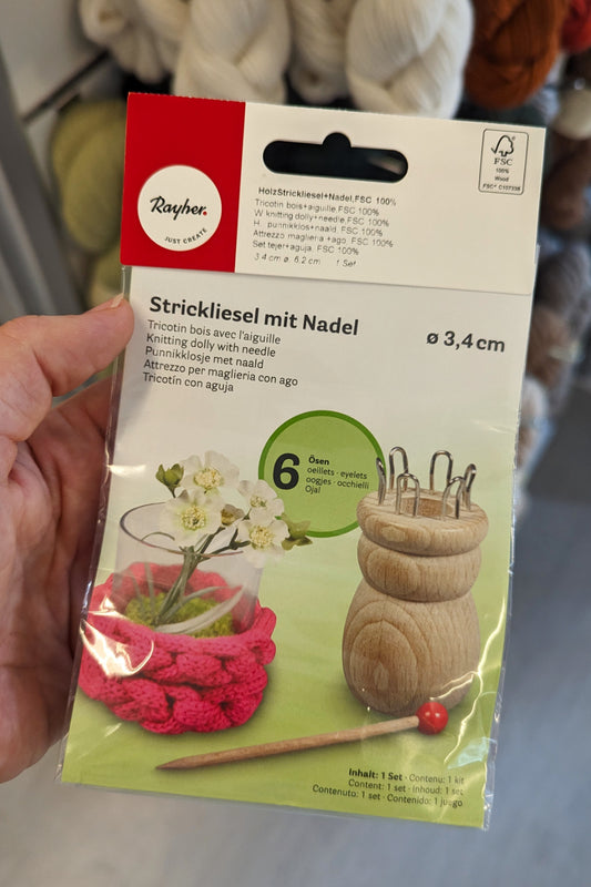 Holz Strickliesel mit Nadel 3,4cm ø