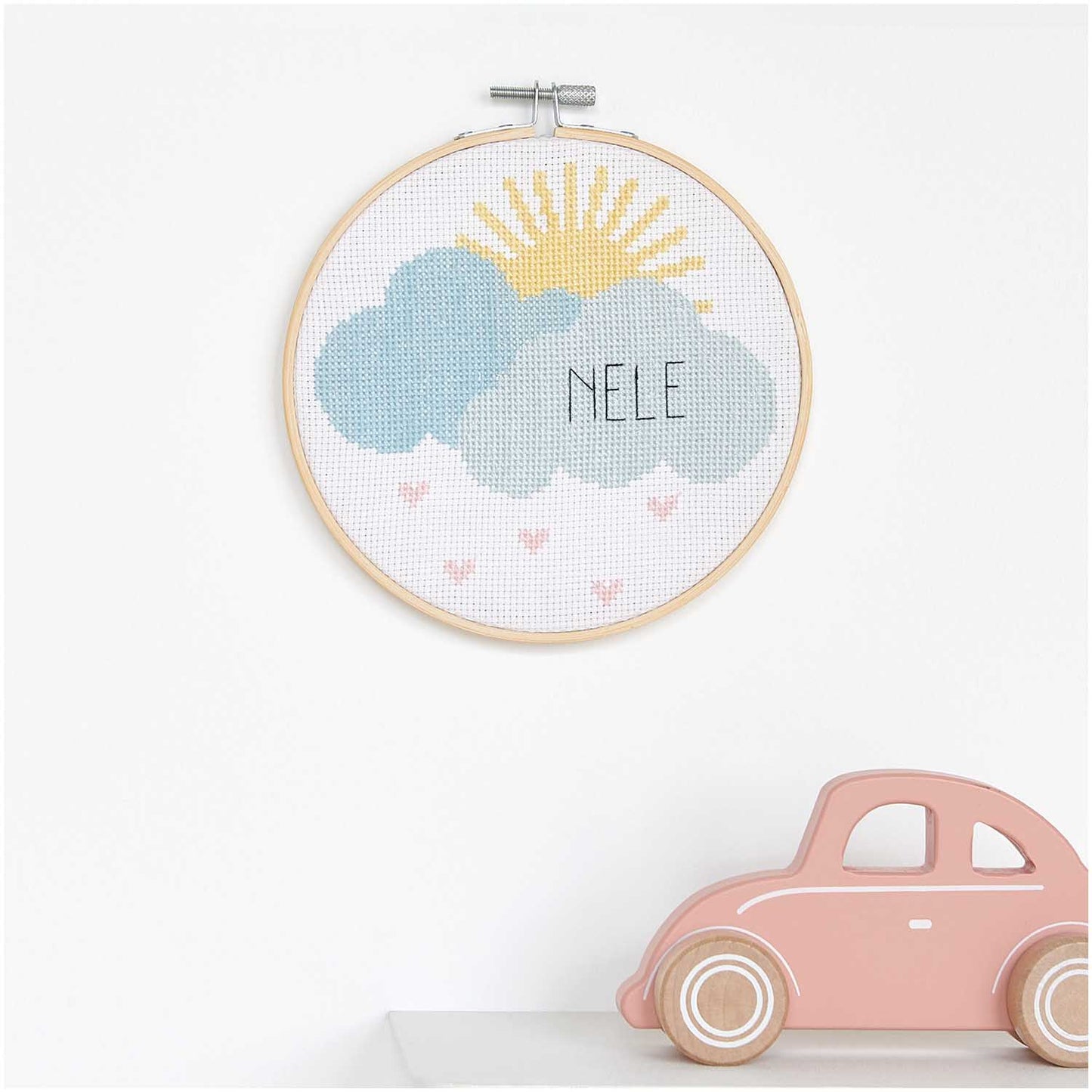 Stickpackungg Geburtsbild Wolken