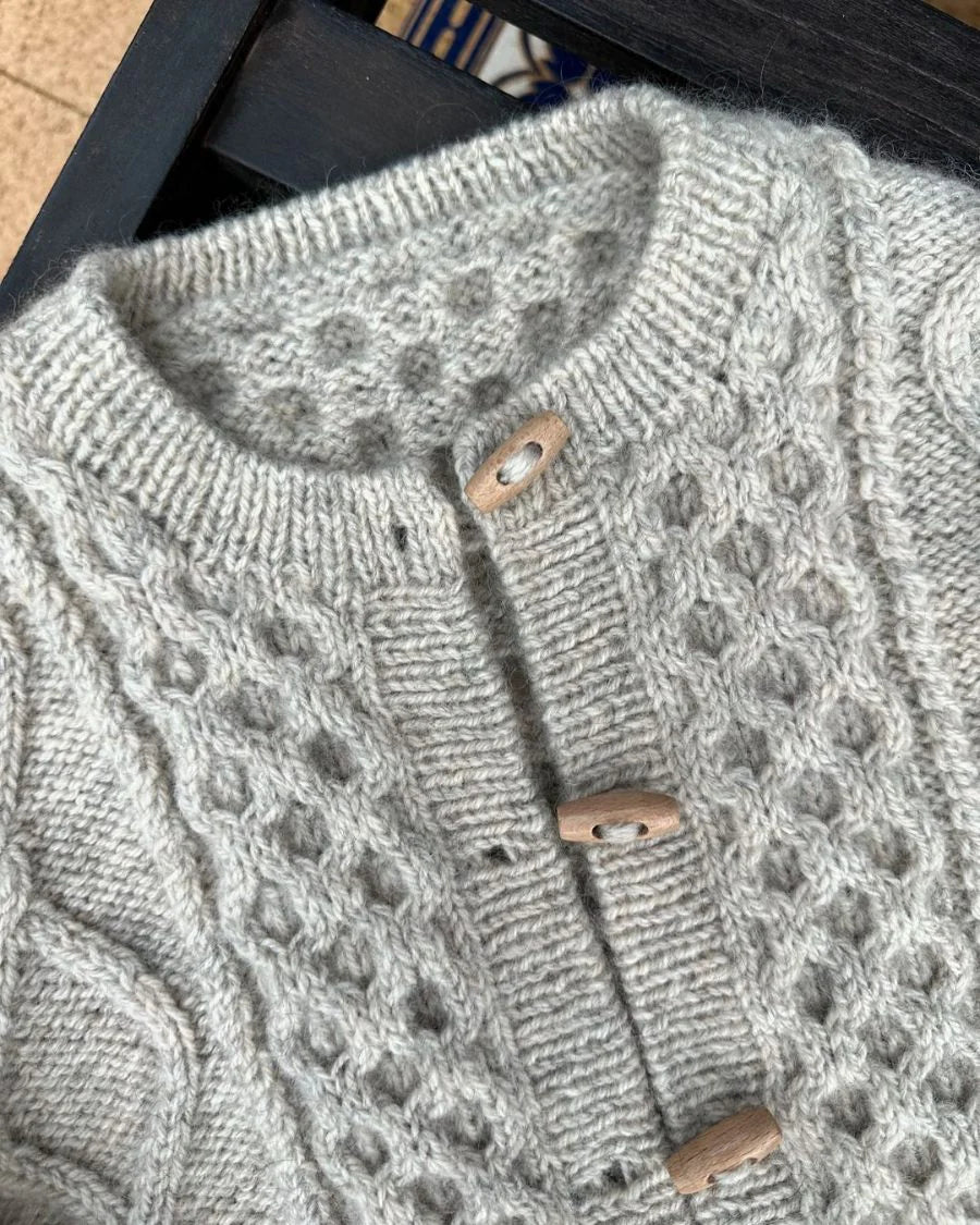 Wollpaket Dagmar Jacket von Petite Knit aus Fivel von Rauma