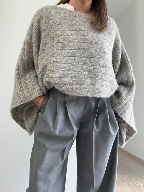 Strickpaket My Comfy Poncho von NORgardknitters aus dem Originalgarn von Isager