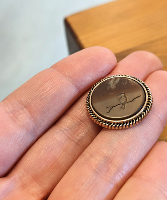 Knopf mit Vogelmotiv ca. ⌀ 22 mm