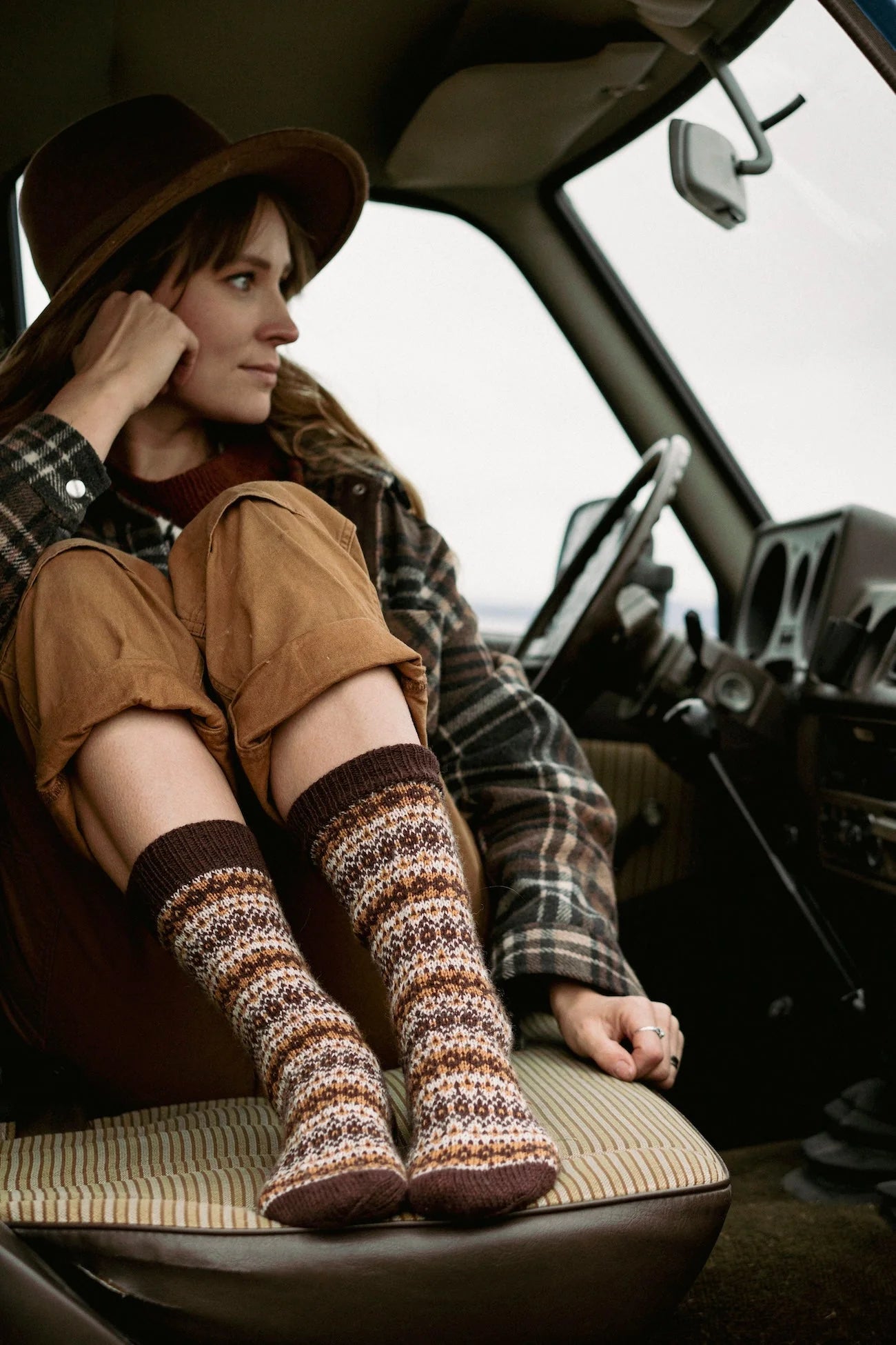 Ronja Hakalehto: Unfolding Landscapes – 17 Knits for the Road