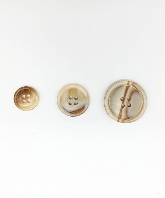 Knopf beige-hellbraun aus Galalith in Hornoptik, ⌀ 15 mm, 20 mm, 25 mm