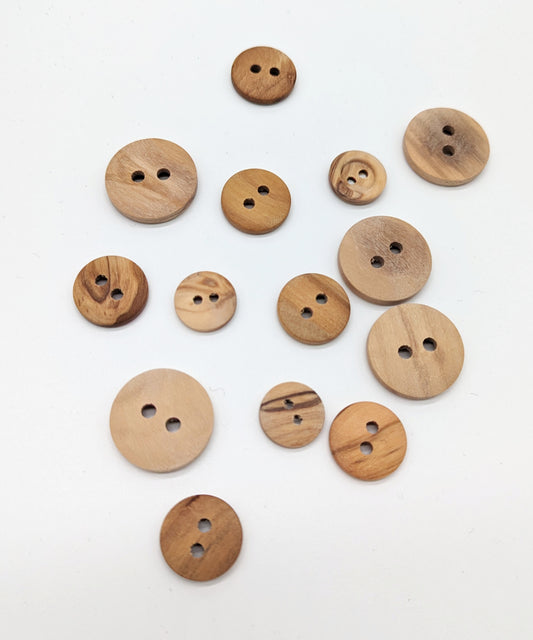 Holzknopf matt mit 2 Löchern, ⌀15 mm, ⌀18 mm, ⌀23 mm