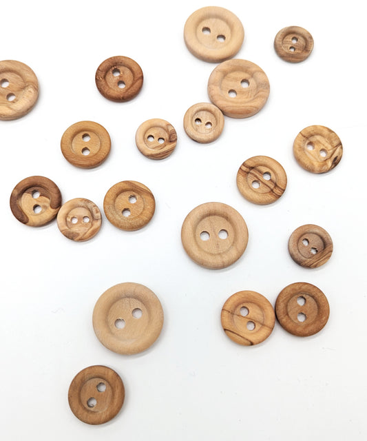 Holzknopf matt mit 2 Löchern, ⌀15 mm, ⌀18 mm, ⌀23 mm
