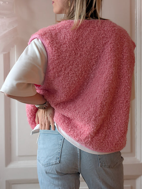 Strickpaket Fluffy Fleece Vest von Knit mit Jo aus dem Originalgarn von Gepard