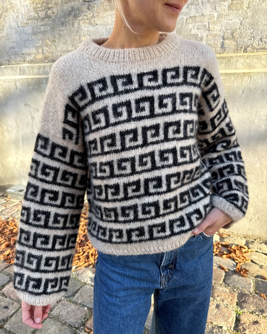 Strickset Athene Sweater von Petite Knit aus dem Originalgarn von Isager (opt. mit Anleitung)