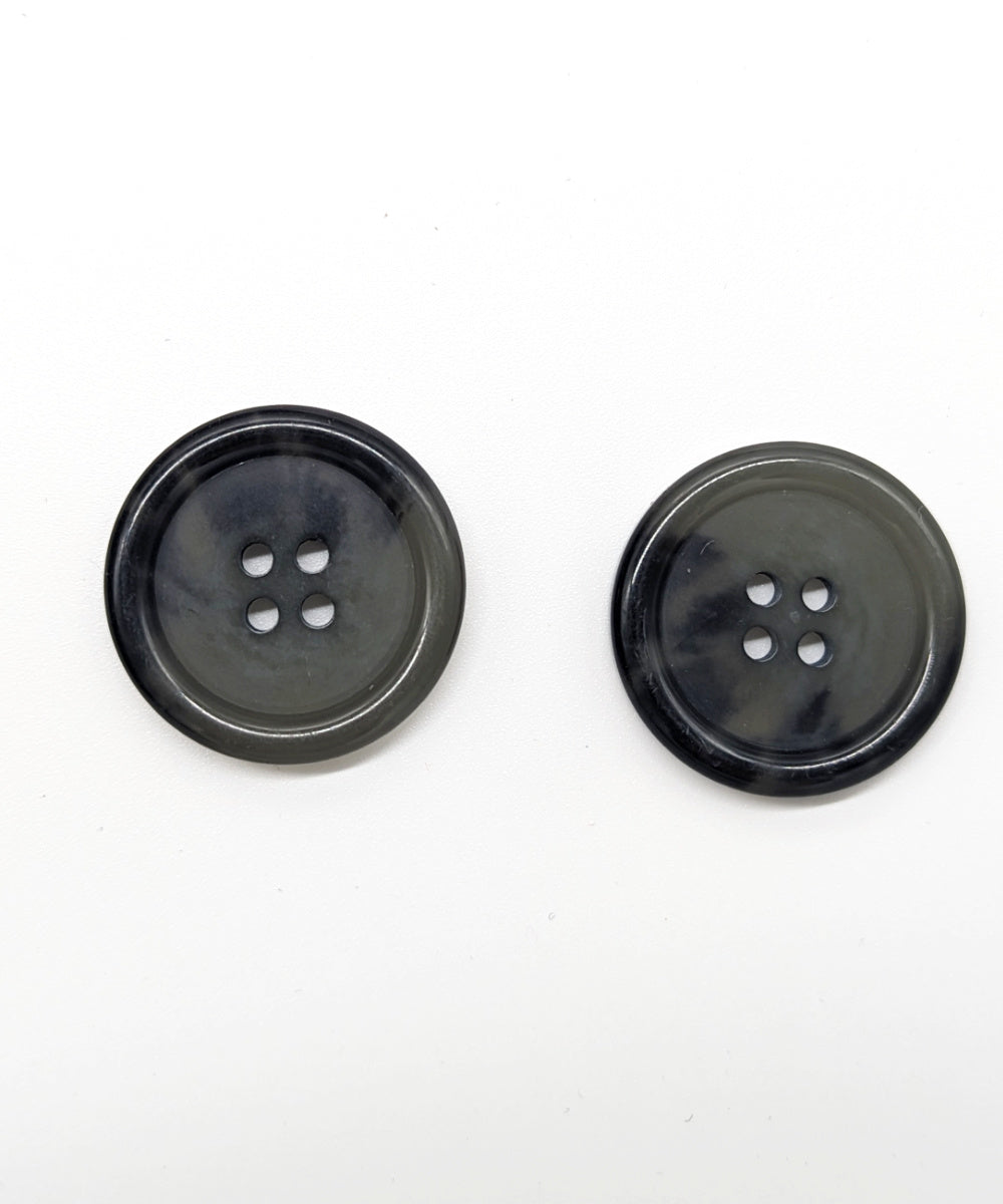Knopf grau-schwarz in Hornoptik, ⌀ 20 mm und ⌀ 25 mm