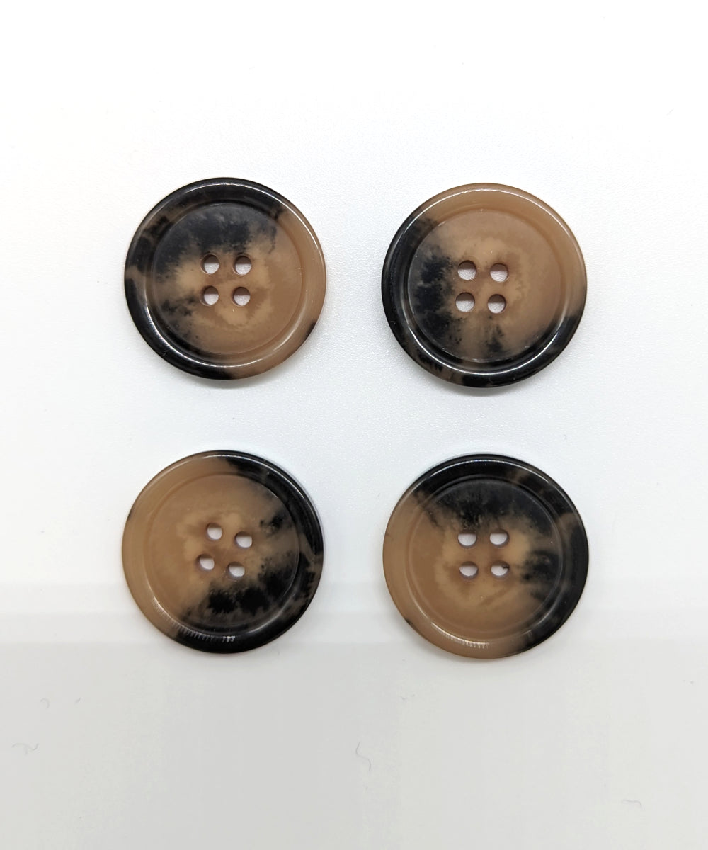 Knopf beige-schwarz in Hornoptik (glänzend), ⌀20 mm und ⌀25 mm