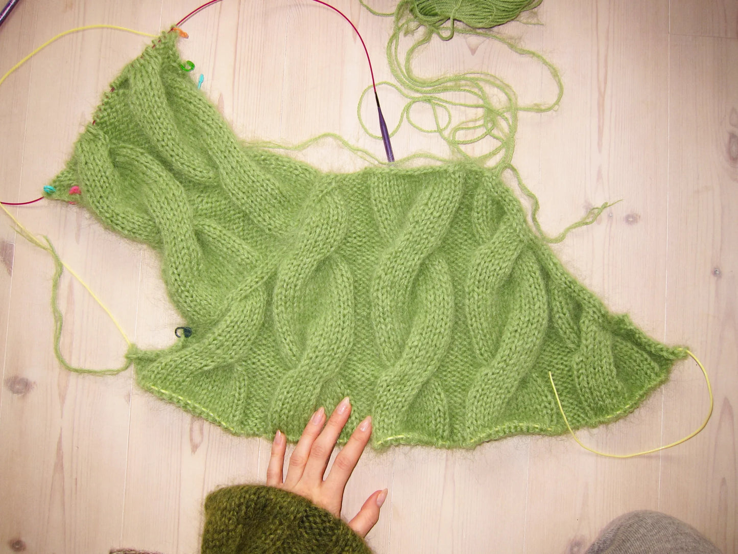 Strickpaket Sandok Cable Sweater "Budget" Version