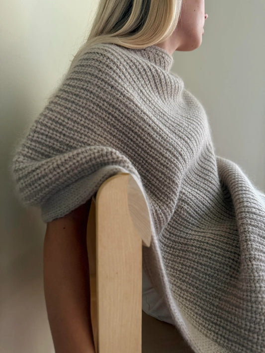 Strickpaket My Flow Poncho von Norgard Knit aus dem Originalgarn von Gepard