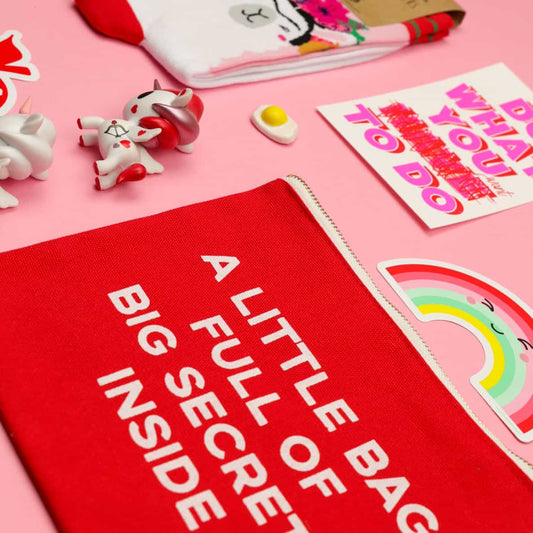 Canvas Baumwoll Tasche "A little bag full of big secrets" rot